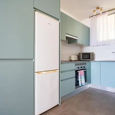 Azahara Deck Apartment *